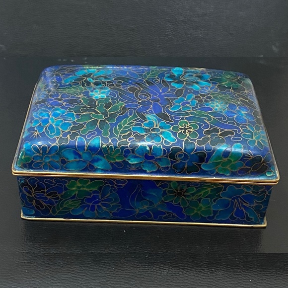 Vintage Chinese Cloisonne Blue Enamel Floral Hinged Trinket Box - Picture 2 of 16
